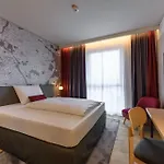 Intercityhotel 3*