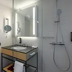 Intercityhotel מלון הרפורד