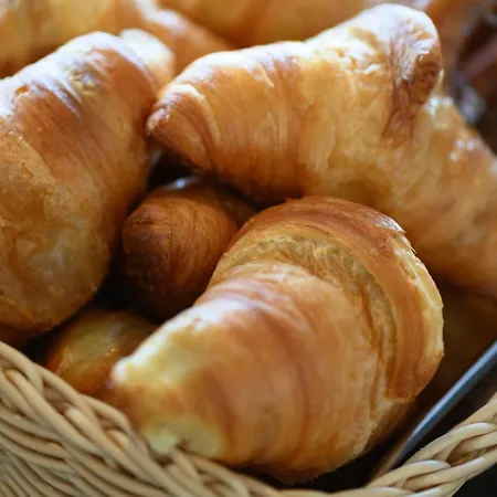 Otel Intercityhotel 3*