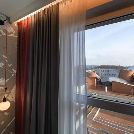 Intercityhotel 3*