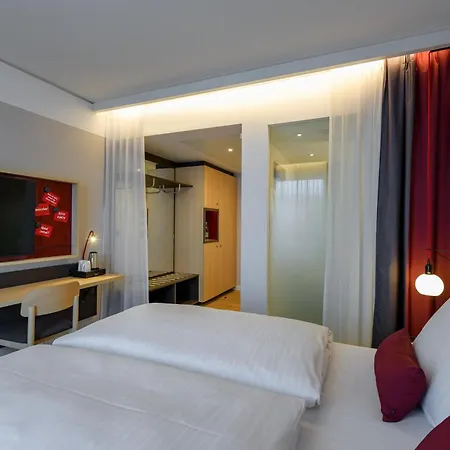 Intercityhotel هيرفورد