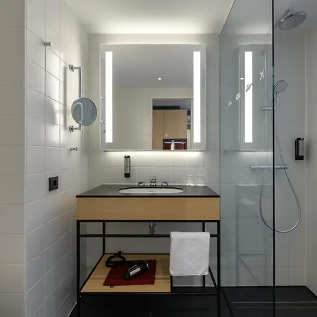 Hotel Intercityhotel 3*