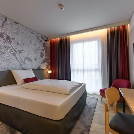 Intercityhotel 3*