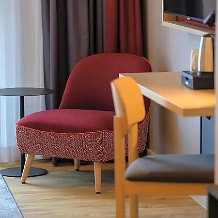 Intercityhotel فندق هيرفورد