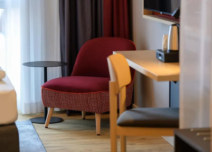 Intercityhotel Hotel 3*