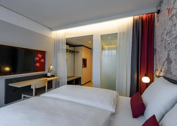 Hotel Intercityhotel 3*