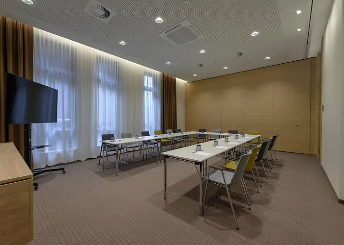 Intercityhotel Hotel