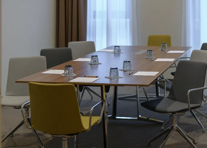 Hotel Intercityhotel 3*